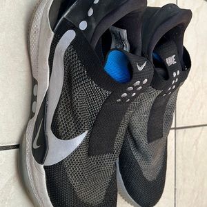 Great for basketball and daily wear use.